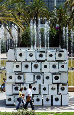 Entre-ciclos, instalacion  Festival de arte y reciclaje  Valencia 2005