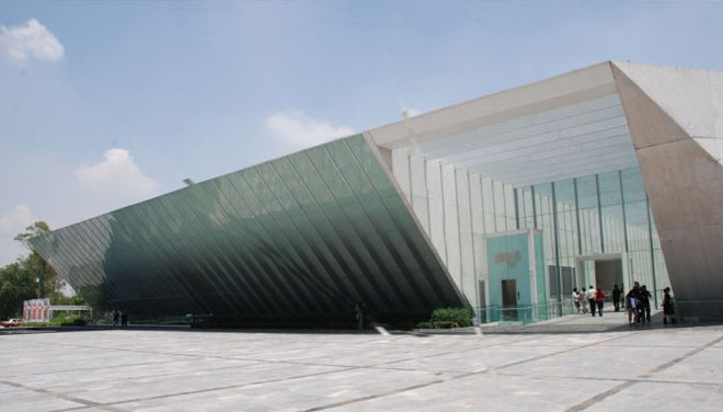 MUAC - Museo Universitario de Arte Contemporáneo de México D.F.