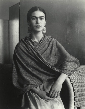 Imagen Frida Kahlo. San Francisco, 1930. Imogen Cunningham Estate Print. Gela