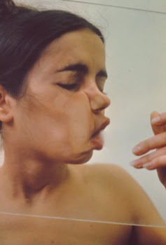 Ana Mendieta, Untitled -Glass on Body Imprints-, 1972