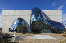 Edificio del nuevo Museo Dali en Florida