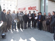 Algunos asistentes a la lectura del Manifiesto en el Arts Santa Mònica de Barce
