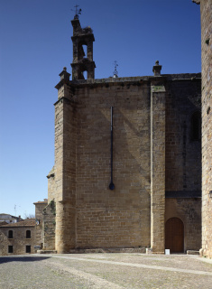 Helga de Alvear y Cáceres