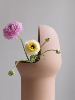 Jaime Hayon, Gardenias vase - Cortesía de Madrid Design Festival
