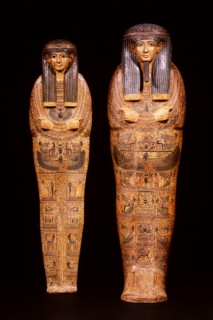 Cofre y momia Amenhotep. Tebas. 21 ª Dinastía (c. 1000 ac). Rijksmuseum van Oudheden, Leiden, Holanda