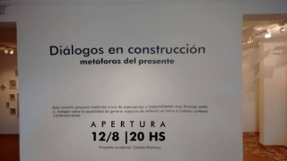 DIÁLOGOS EN CONSTRUCCIÓN. MEMORIAS DEL PRESENTE