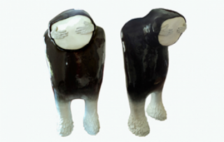 Laura Lucía Serrano Bernal, Personal Monsters: Sleeping, 2013-2014. Resina de poliuretano, porcelana fría, silicona, piedras, papel, resina líquida y pintura acrílica. Pieza tridimensional