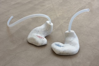 Amalia Pica, In Praise of Listening, 2016. Marble, paint, silicone tubing, dimensions variable. Courtesy the artist and Marc Foxx, Los Angeles