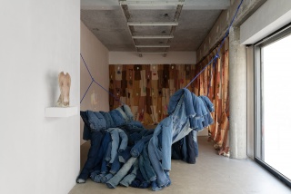Pia Camil, They, Installation view at Sultana © aurélien mole