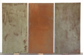 Telón Planchas, 2019 . Óleo y polvo de hierro/lino.  160 x 240 cm.
