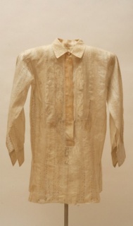 Camisa masculina tradicional filipina. Siglo XIX. Foto del MNA