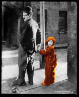 Charles Chaplin, The Kid (1921). © Roy Export S.A.S. – Cortesía de CaixaForum Sevilla