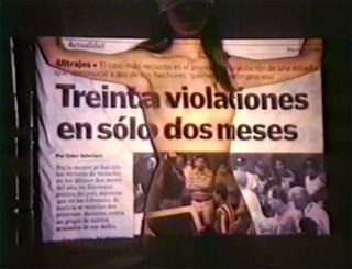 El dolor en un pañuelo, vídeo, 3´10´´. Regina José Galindo, 1999. Courtesy the artist and prometeogallery di Ida Pisani