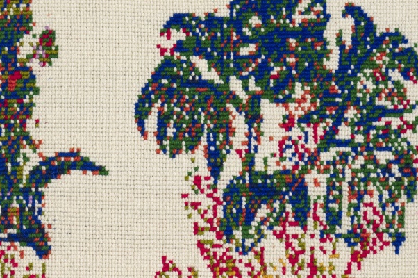 Leonor Serrano Rivas, Malas hierbas (detail), 2025, wool tapestry, 116 x 185 x 5 cm?. Photo © Jose Luis Gutiérrez