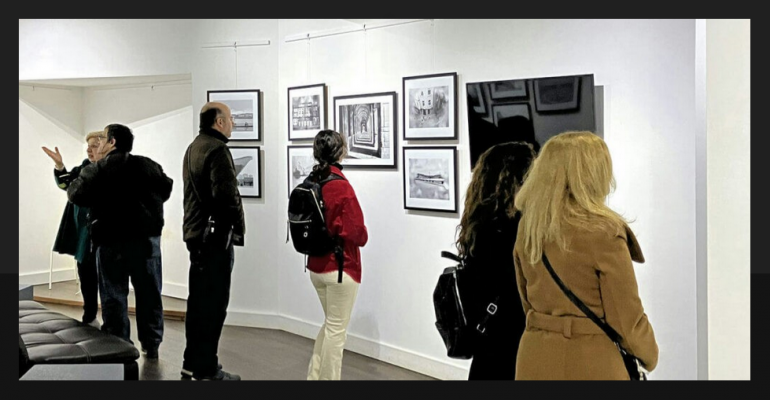 Abyssurbs Blank Wall Gallery Atenas - Daniel Agra