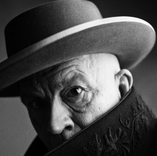 Irving Penn, Pablo Picasso, Cannes, France (1957), 2014 © Sandro Miller