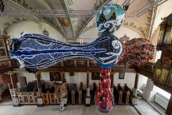 Valkyrie Thyra (2023) de Joana Vasconcelos. © Marcus Dewanger -Schloss Gottorf