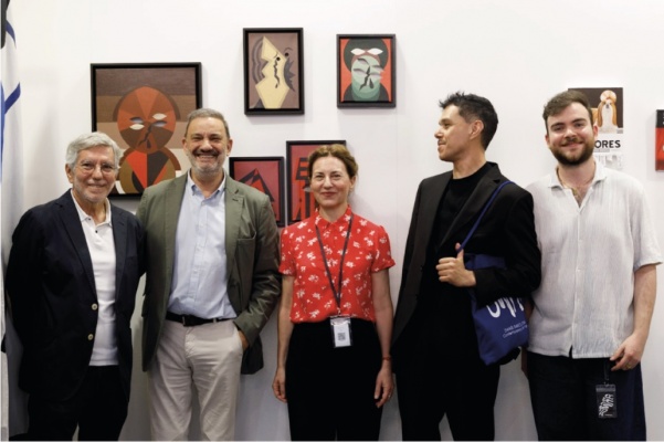 Joaquín Diez-Cascón, José Luis Lorenzo, Santiago Gasquet, la artista Valeria Maculan y Carlos Suárez Medrano de Tramo — Imagen cortesía de Swab Barcelona