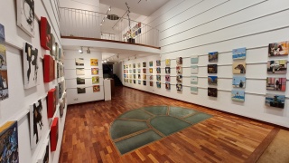La galería con más de 150 obras de pequeño formato !