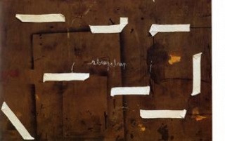 Antoni Tàpies, \"Parla, parla\", - Procede mixte sur bois - 200×300 cm © Fundació Antoni Tàpies, Barcelona / Vegap