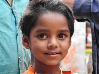 Niño en India