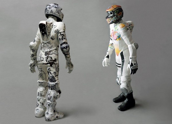 Javier Aguilera, Street rider I and II, Resina policromada, 66x28x24cm c/u. Pieza única