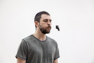 Allora and Calzadilla, Lifespan, 2014. Hadean period rock sample (Acasta River Gneiss, Northwest Territories, Canada, depicted), 3 vocalists (Steven Bradshaw depicted); composition by David Lang; approximately 15 minutes. Courtesy of Gladstone Gallery, Ga