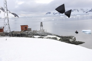 Aerocene , Tomás Saraceno. Antarctic Art&Science Expedition (2017) — Cortesía de Quo Artis