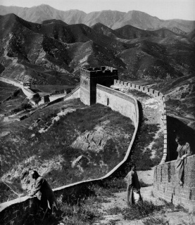 La Muralla China, 1907 — Cortesía de la galería Luis Adelantado