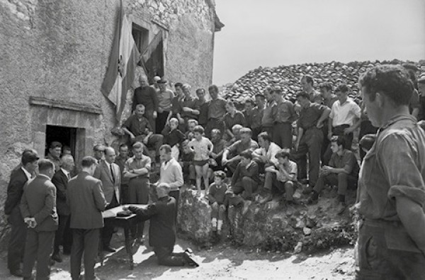 Pablo Hojas Llama, El juramento, toma de posesión de un alcalde en Liébana, 1965