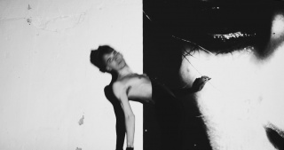 Vanessa Pey. Facing discontinuity, 2020. 125 x 60 cm. — Cortesía de L&B contemporary art gallery