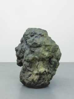 William Tucker, Homage to Rodin (Bibi), 1999. Bronce, edición 4/4. 114,3 x 101,6 x 91,5 cm. Cortesía Buchmann Galerie