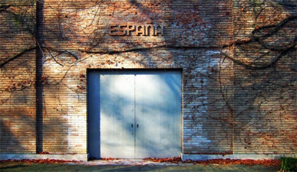 Puerta de entrada al Pabellón de España