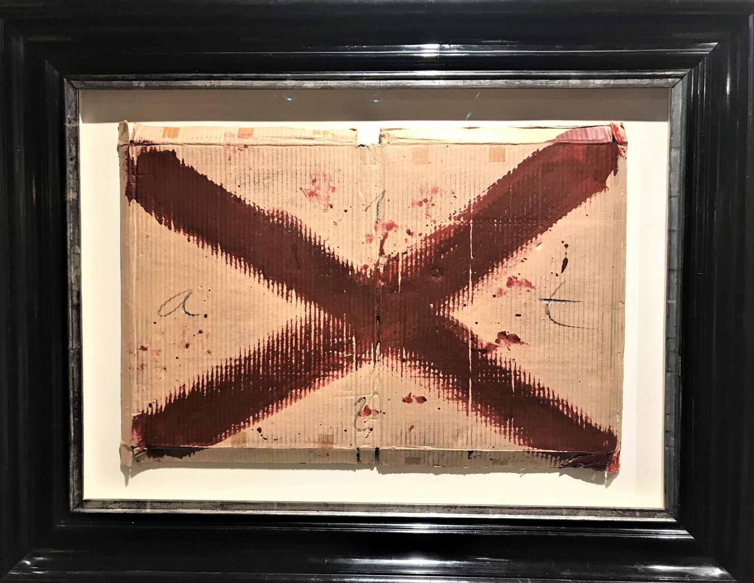 Creu vermella (1970) - Antoni Tàpies